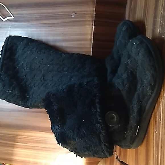 MUKLUKS 7 black sweater fur lined winter boots - Picture 1 of 4